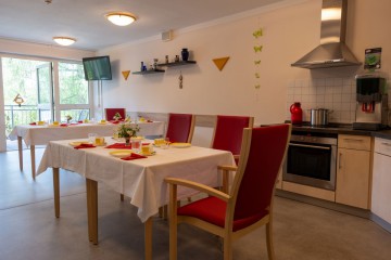 Wohnbereichskueche-und-Speiseraum